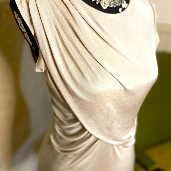 Beautiful Laura Ashley silver top. Size XXS. - Picture 2 of 6